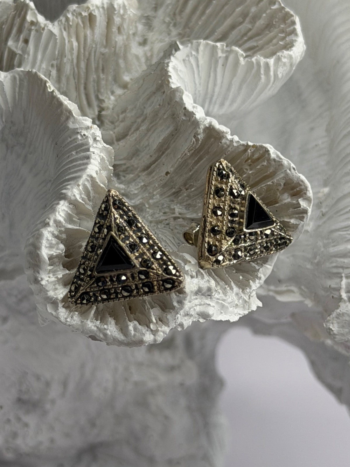 Vintage 925 Sterling Silver Onyx & Marcasite Earrings
