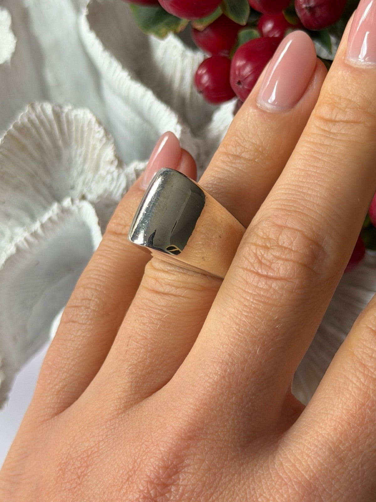 Fashion Design 925 Sterling Silver Ring Size 6