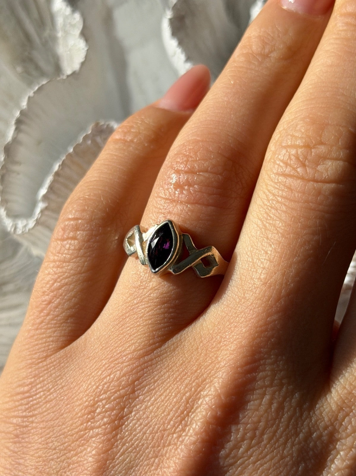 925 Sterling Silver Amethyst Ring Size 6.5