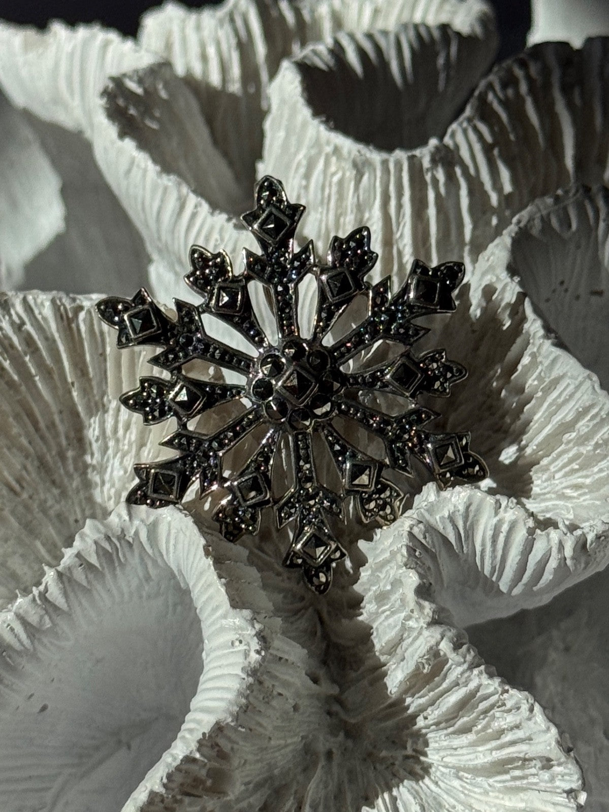 925 Sterling Silver Snowflake Marcasite Pendant