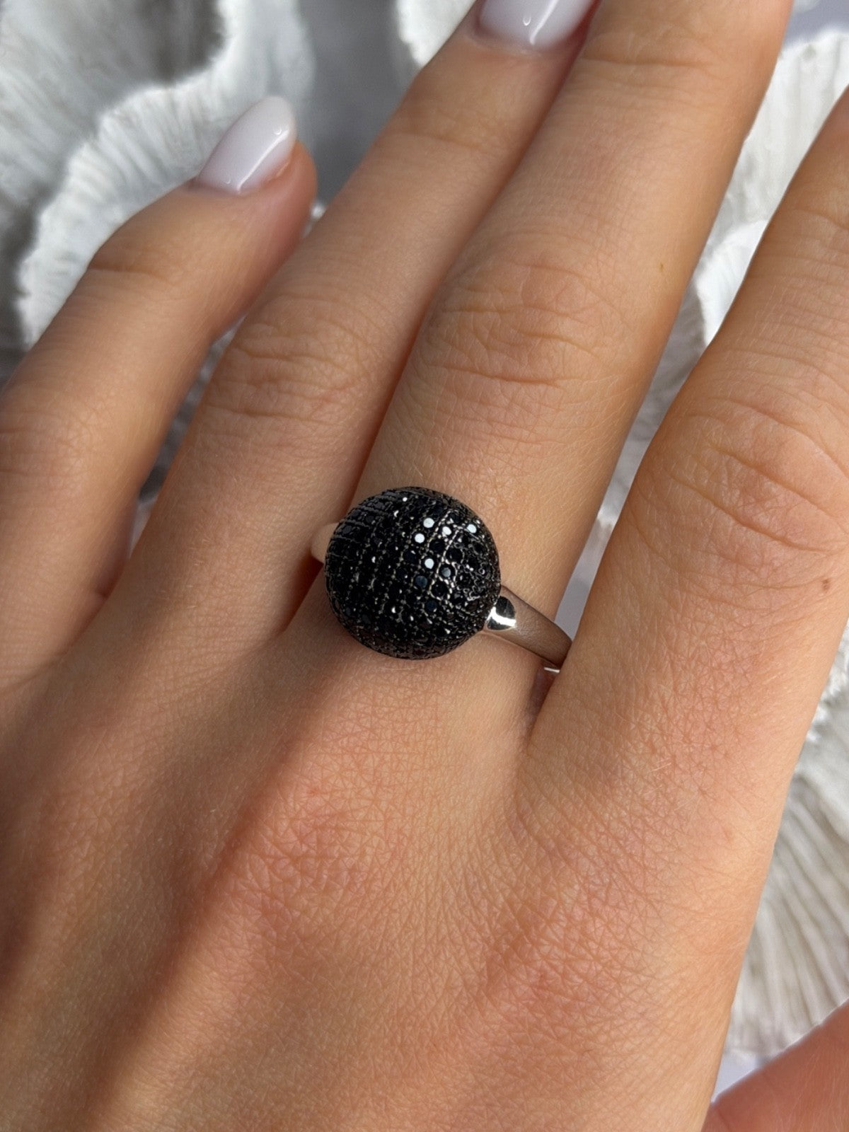 925 Sterling Silver Black Diamonds Ring Size 11