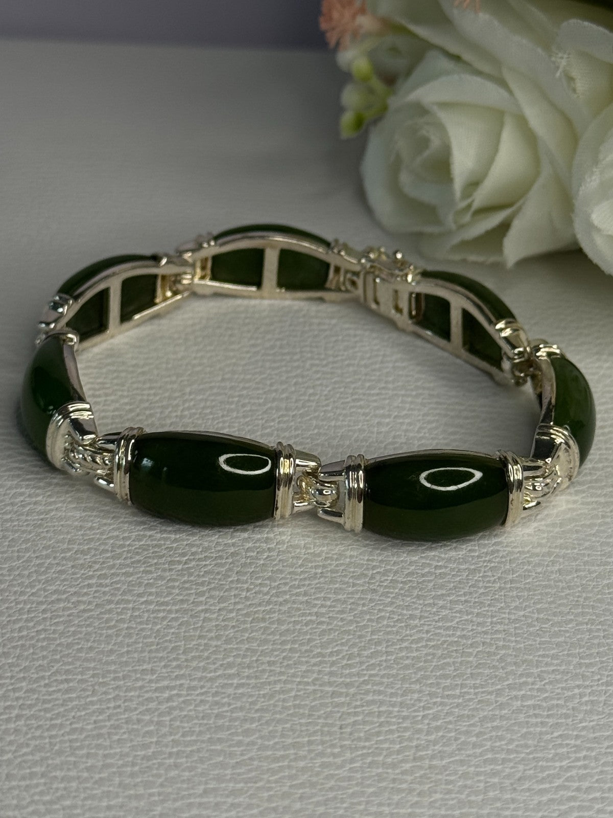 925 Sterling Silver Green Nephrite Bracelet Length 7.5