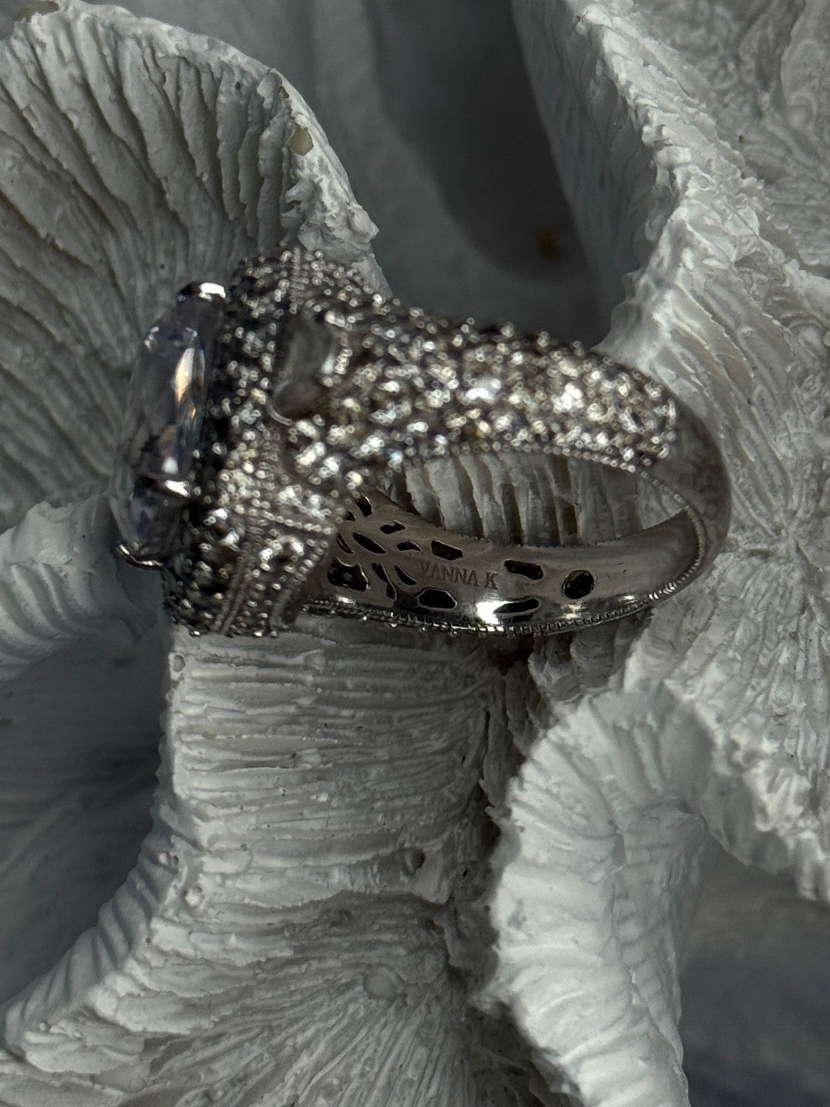 Beautiful Design 925 Sterling Silver Cz Ring Size 9