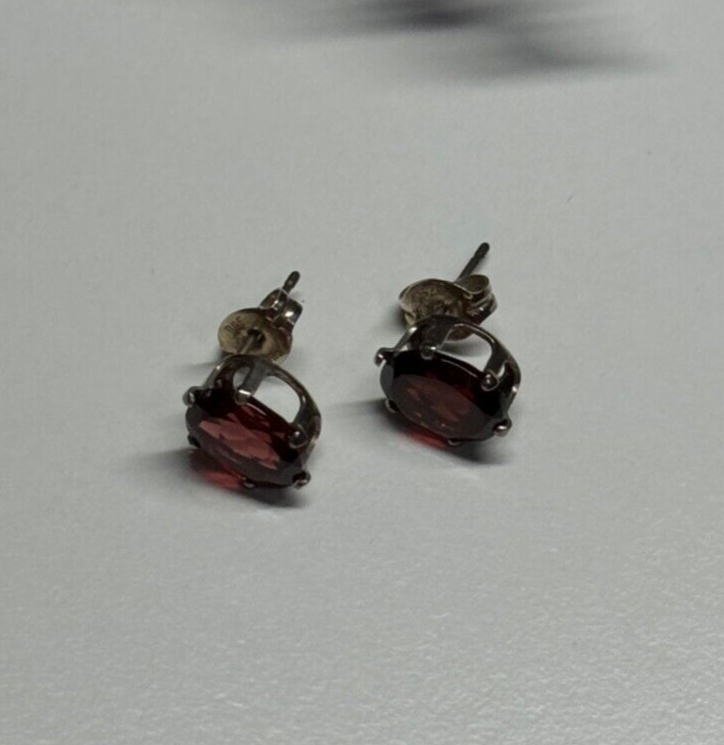 925 Sterling Silver Garnet Earrings