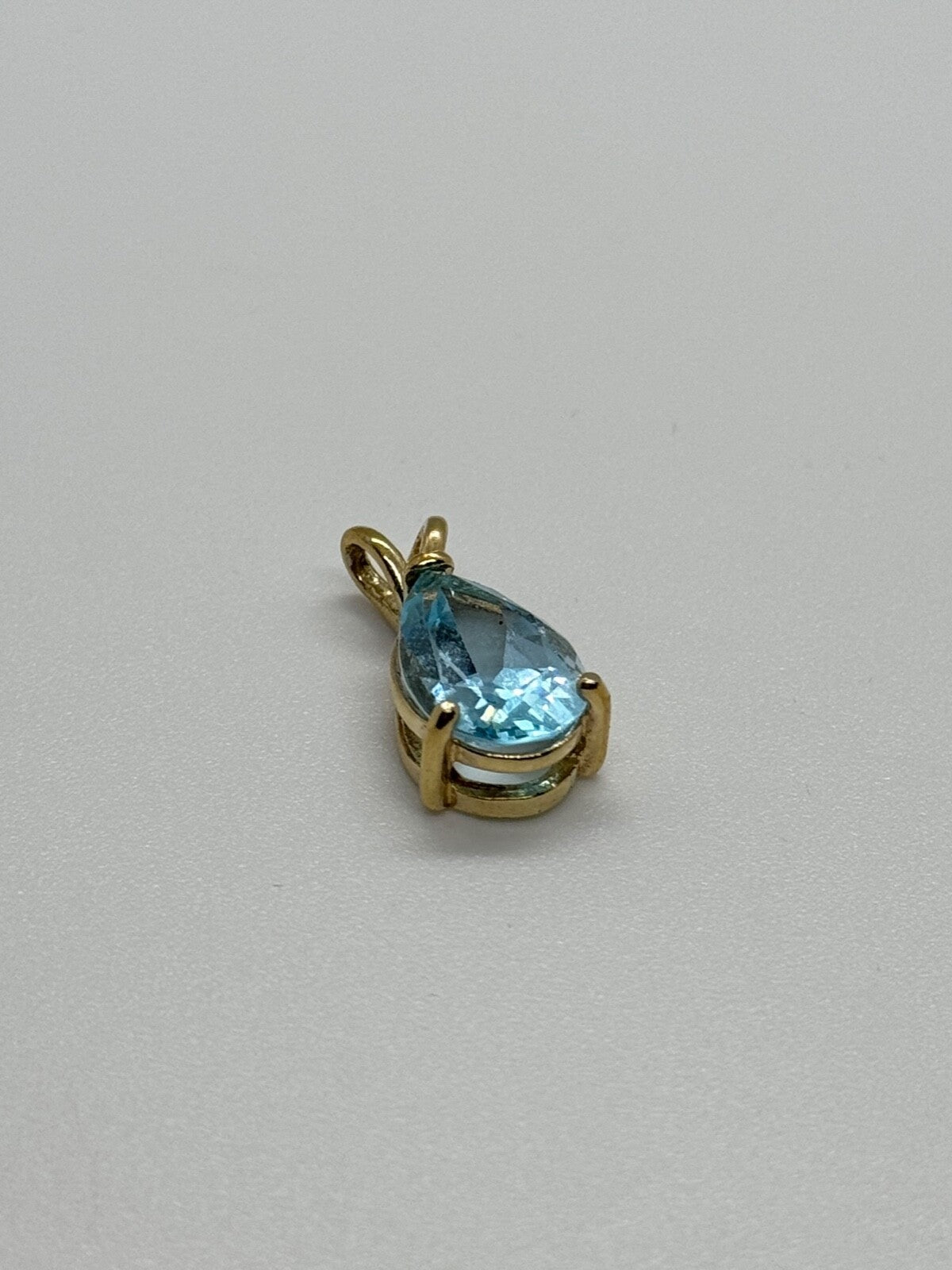 925 Sterling Silver Gold Plated Topaz Pendant Length 21 mm