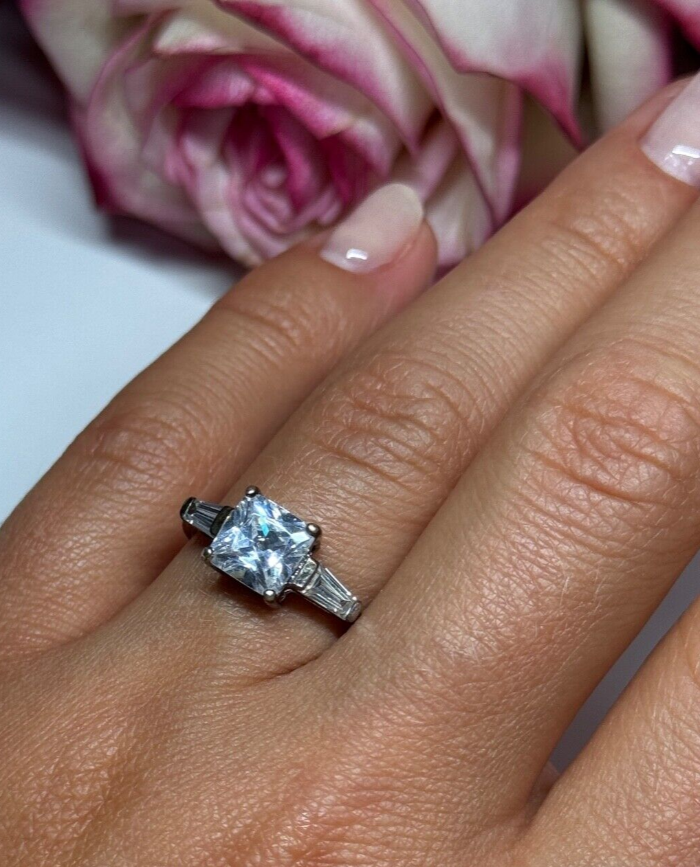 925 Sterling Silver CZ Ring Size 7