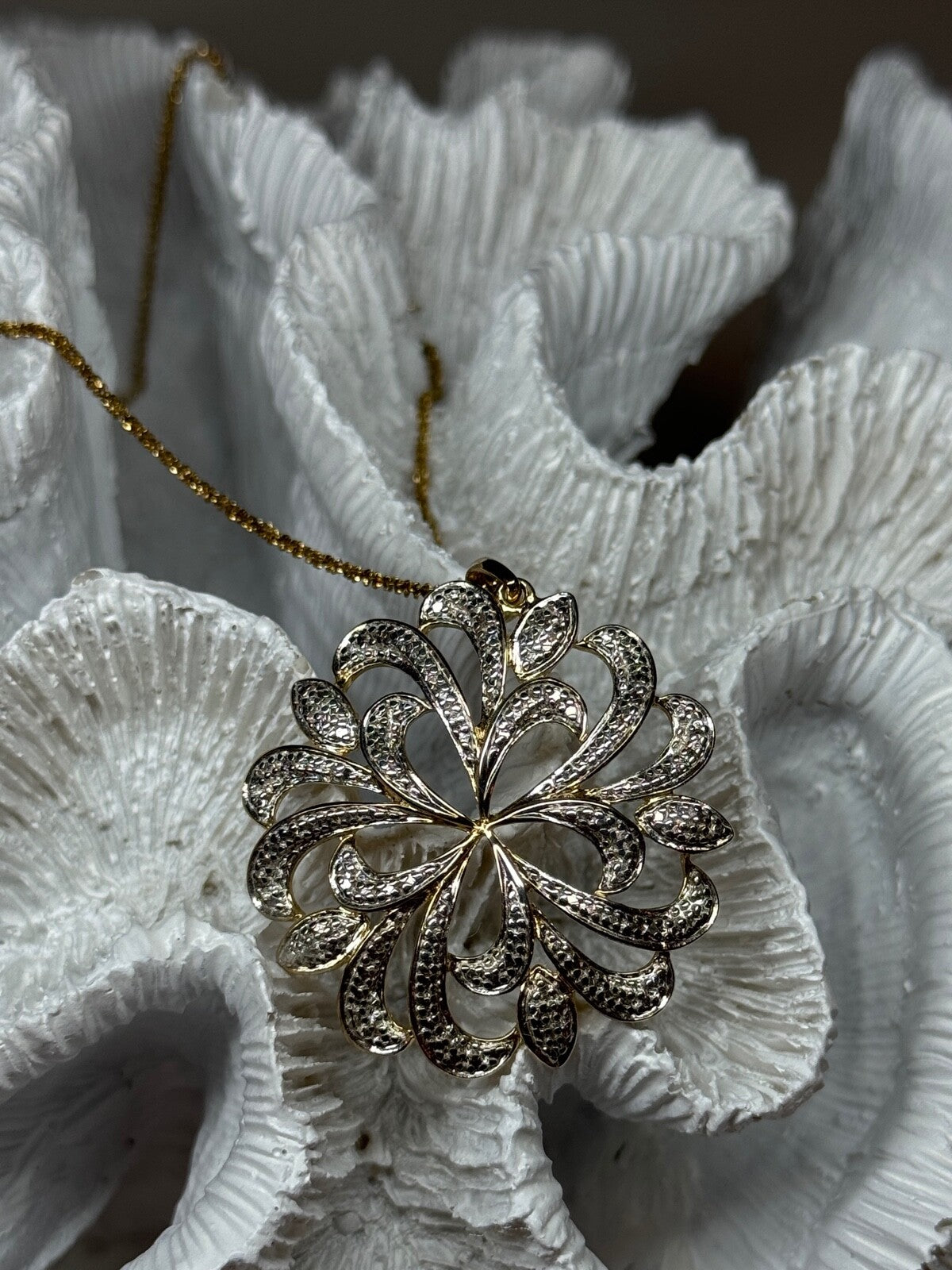 925 Sterling Silver Gold Plated Wild Flower Necklace