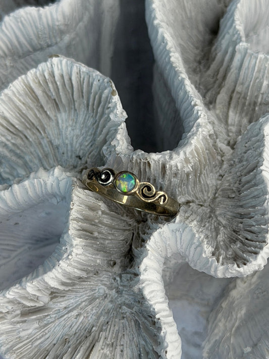 Vintage 925 Sterling Silver Opal Ring Size 8
