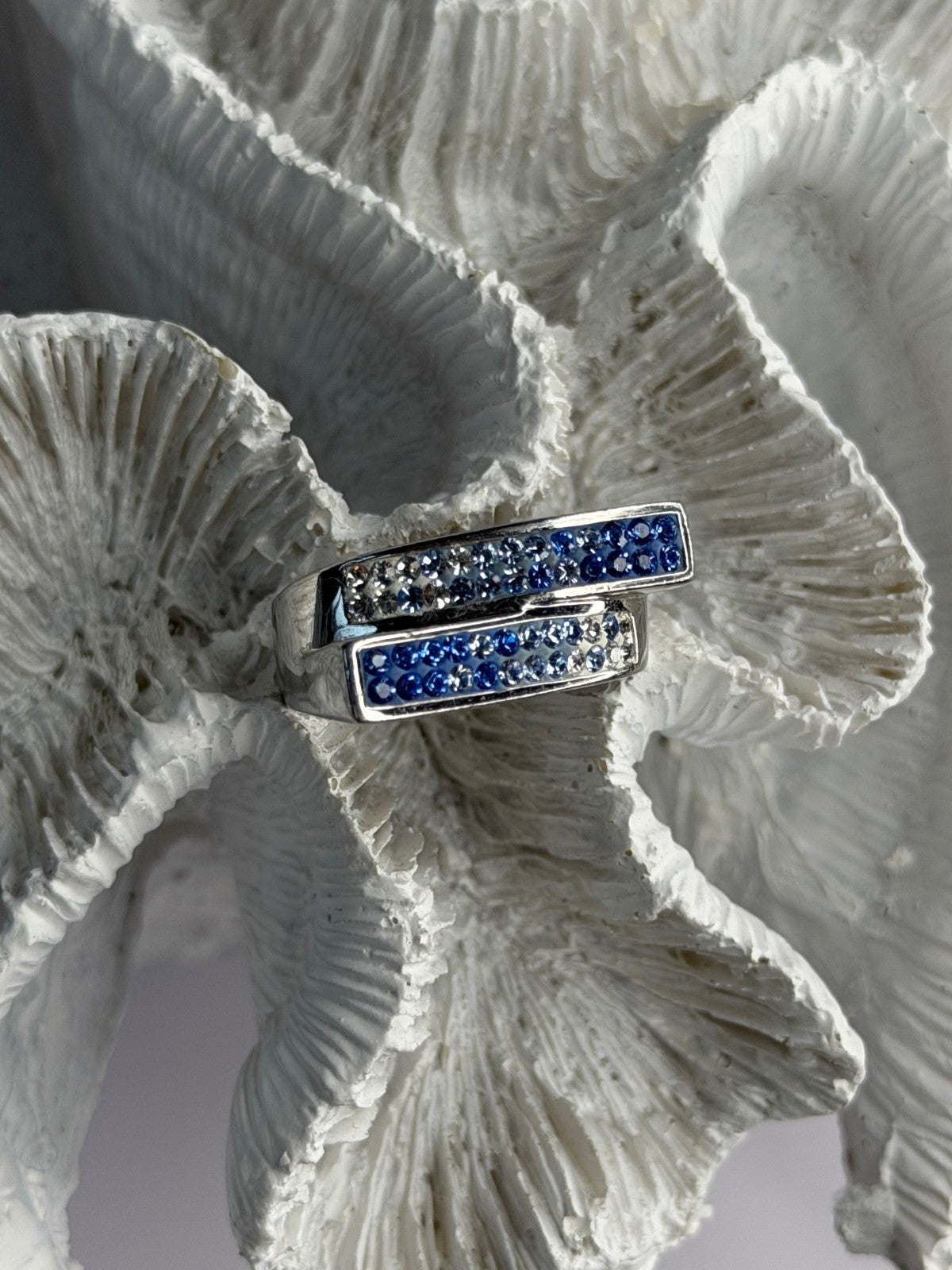 Beautiful 925 Sterling Silver Cz Ring Size 9