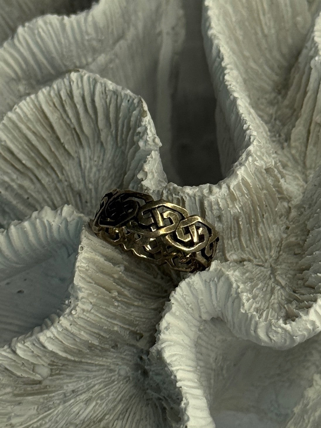 Elegant 925 Sterling Silver Ring Size 7