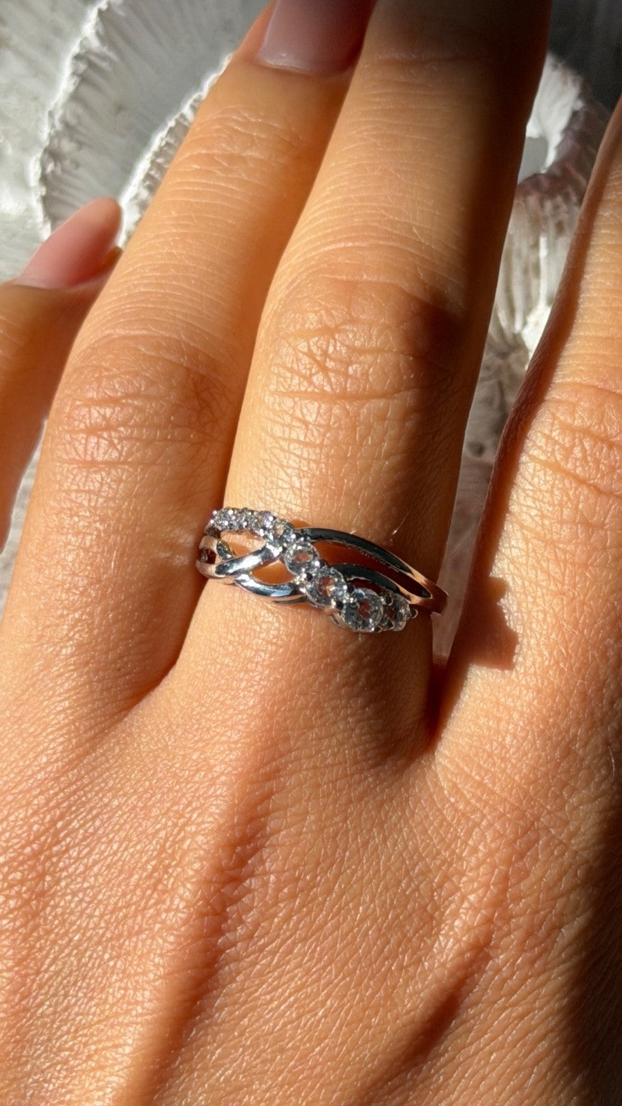 Lovely 925 Sterling Silver Cz Ring Size 8.5