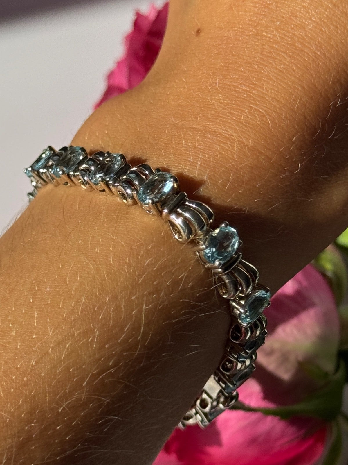 925 Sterling Silver Blue Topaz Bracelet 7.5 Inch