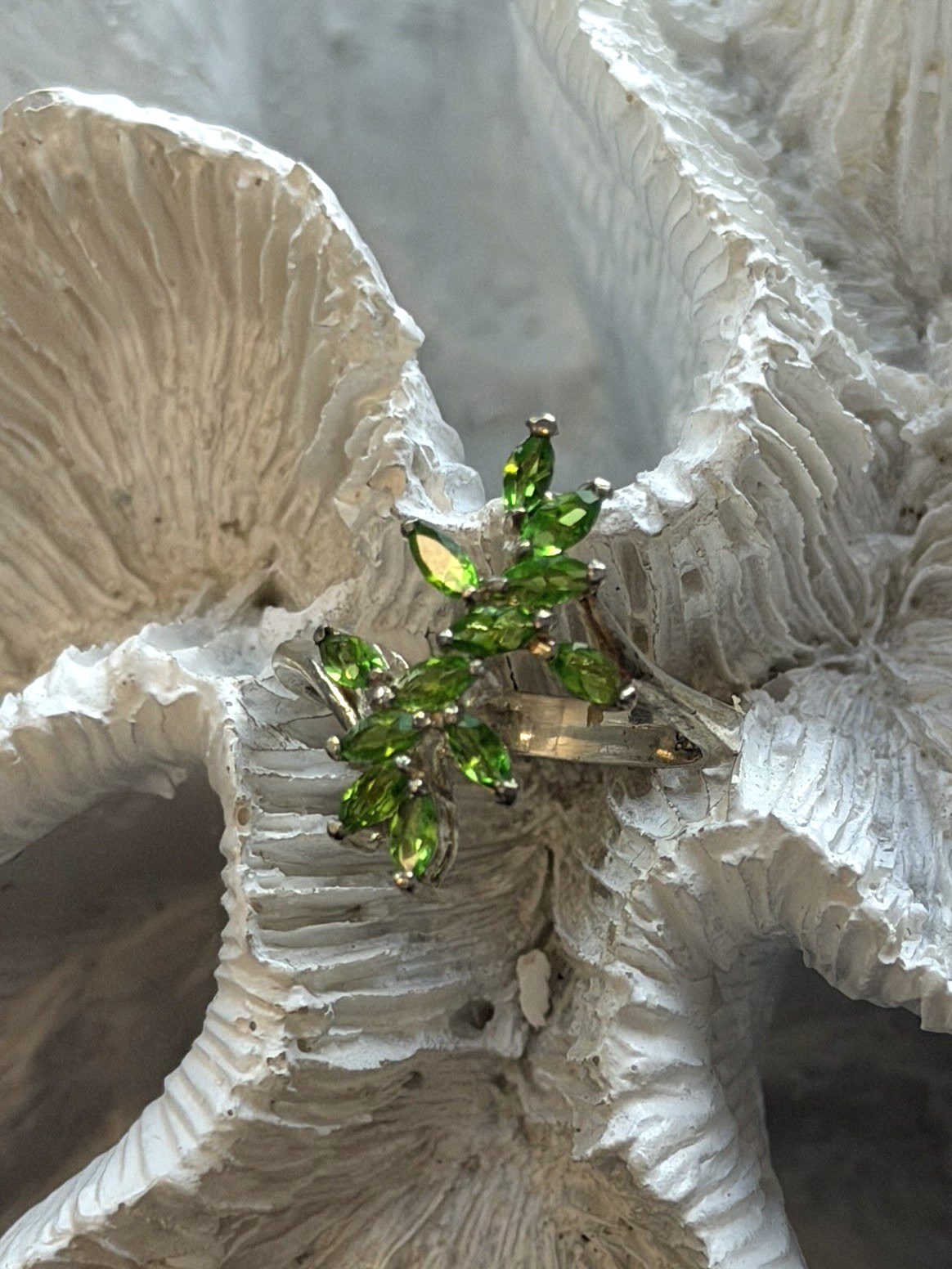 925 Sterling Silver Green Peridot Flower Ring Adjustable