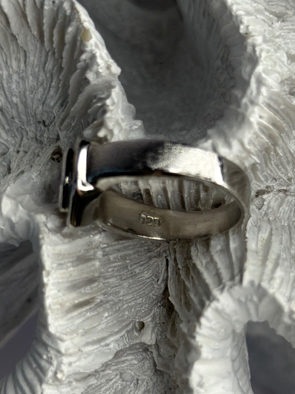 925 Sterling Silver Amethyst Ring Size 5.5
