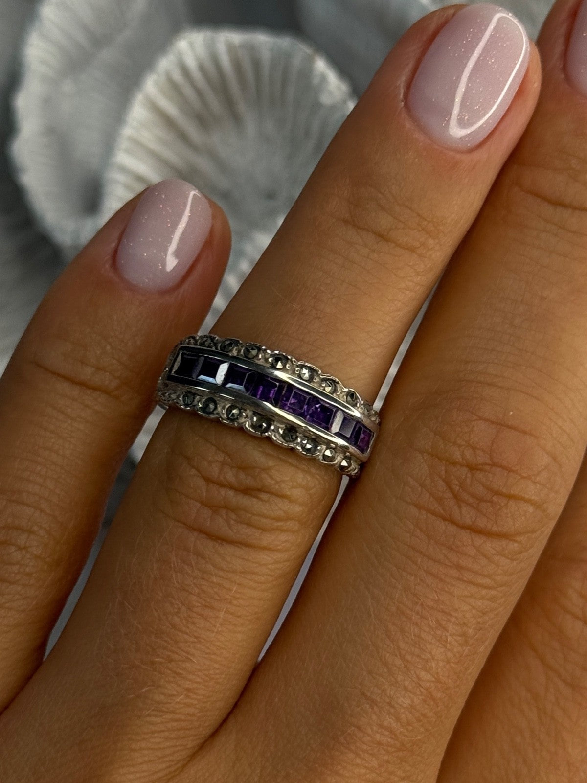 925 Sterling Silver Amethyst & Marcasite Ring Size 6