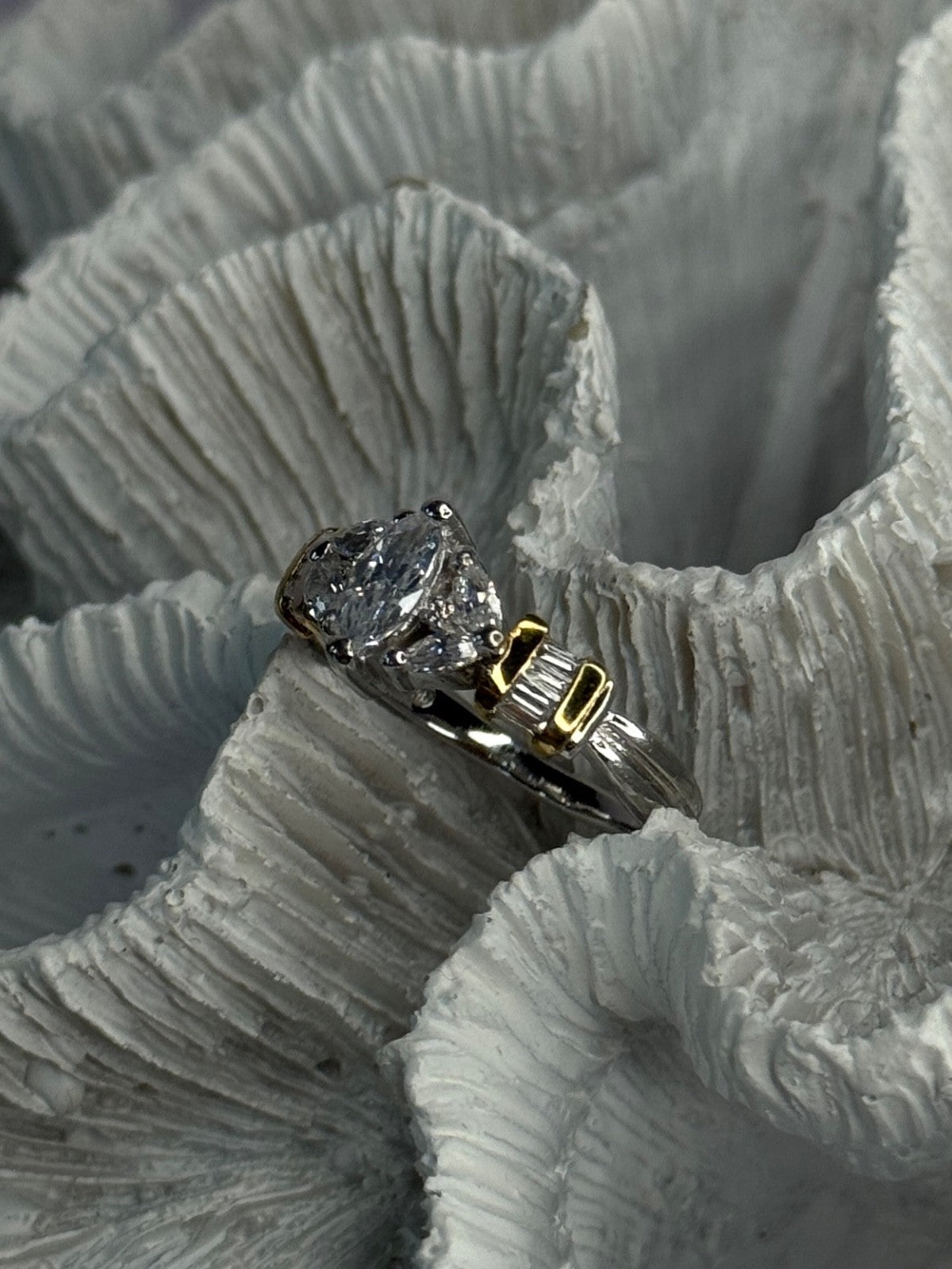 925 Sterling Silver Gold Plated Part Cz Ring Size 9