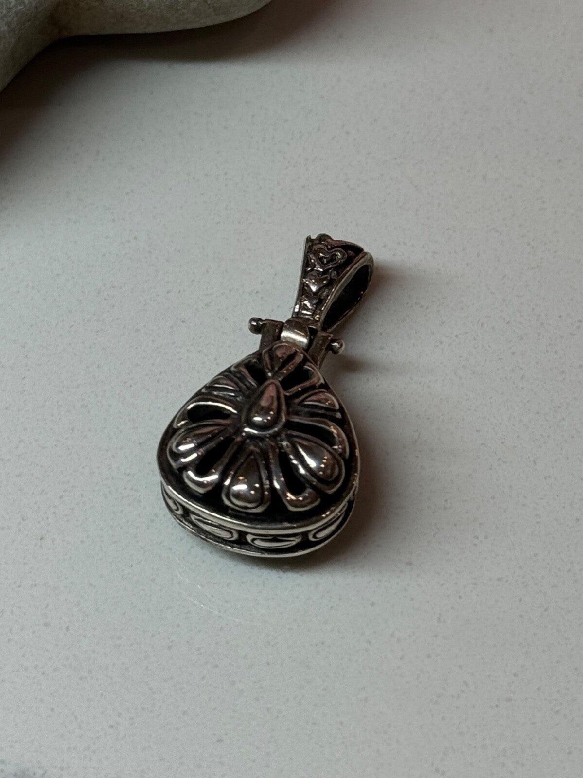 925 Sterling Silver Green Agate Pendant Length 1.4 Inch