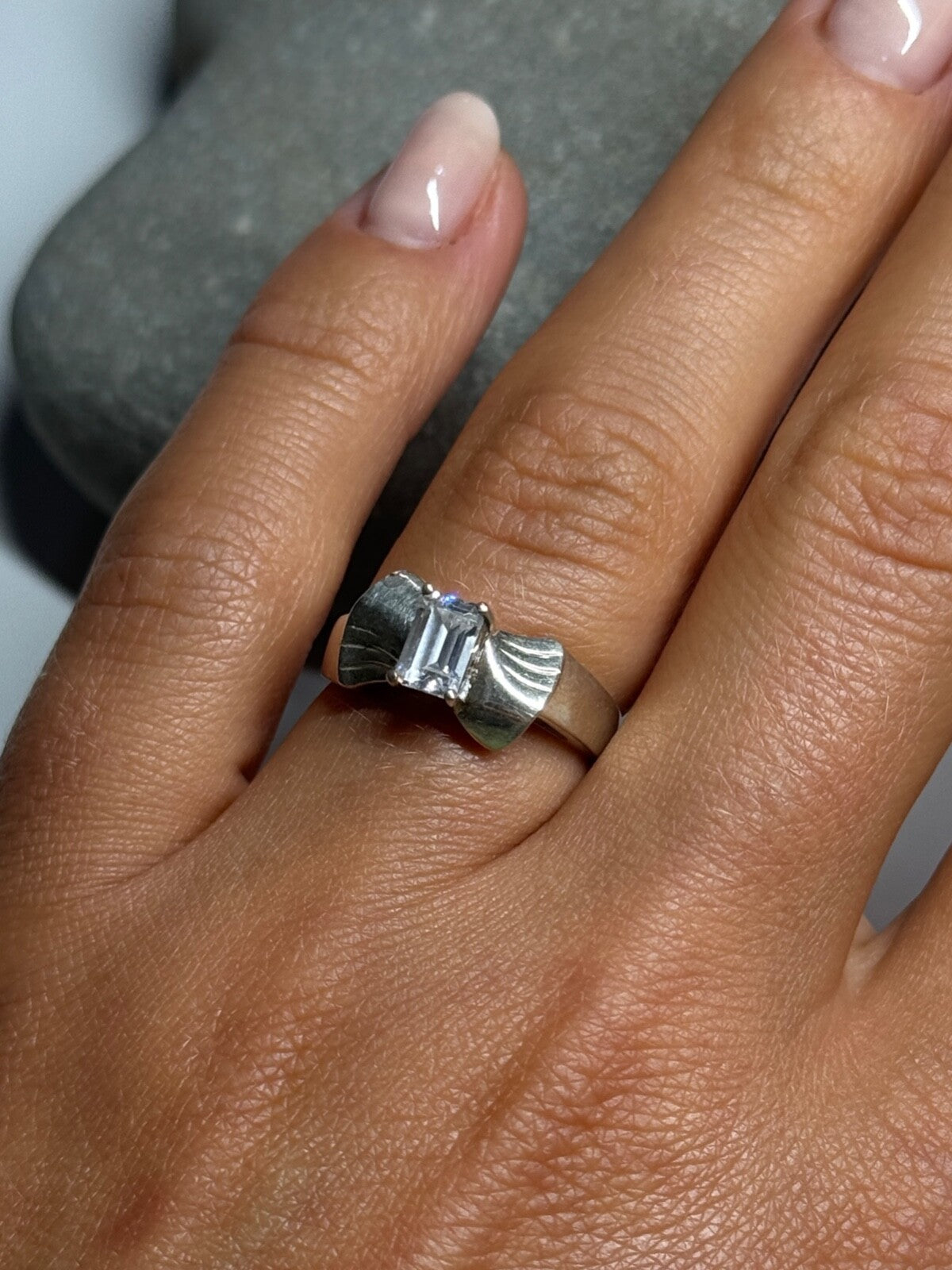 925 Sterling Silver Beryl Bow Ring Size 6