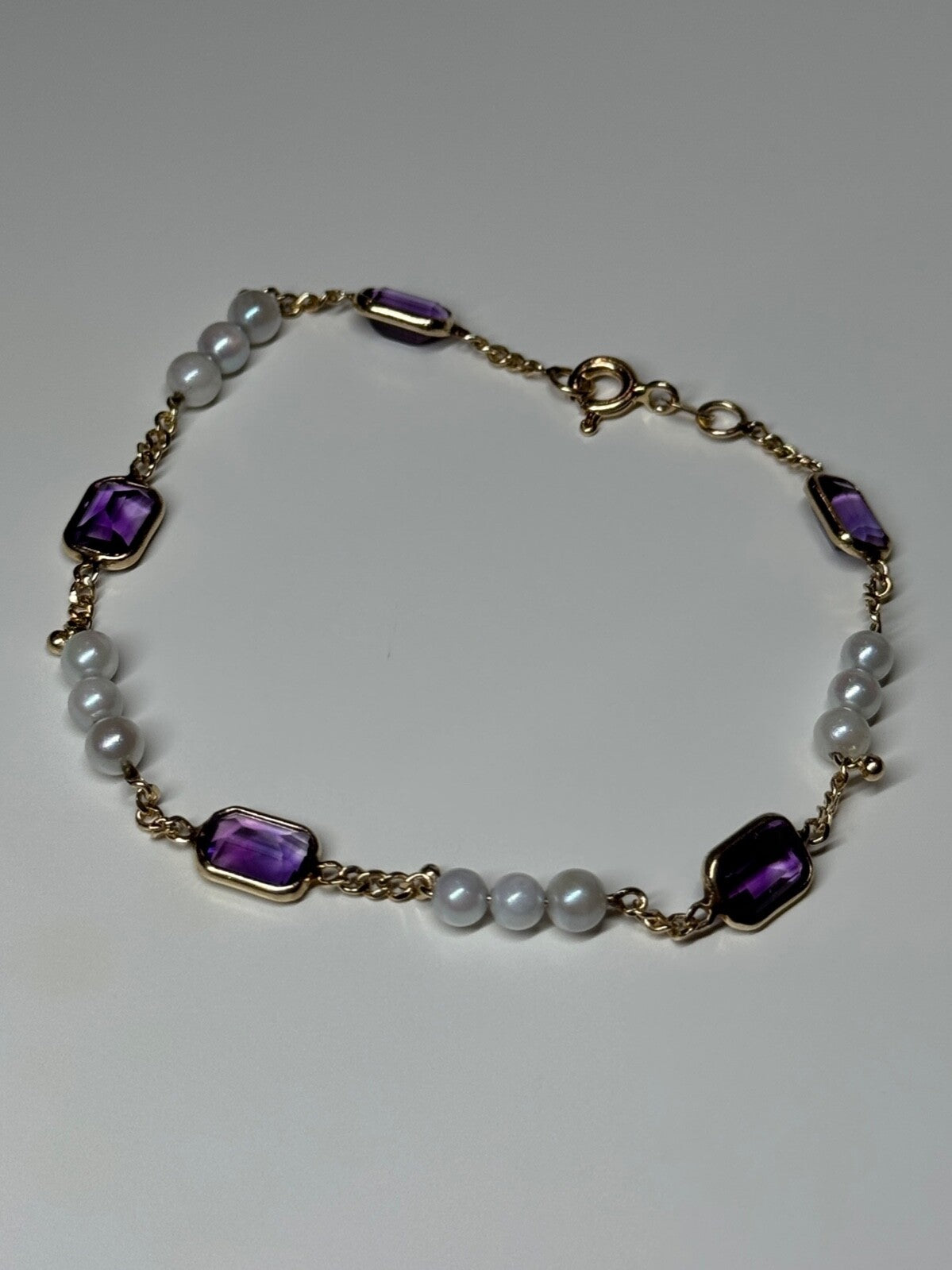 14K Yellow Gold Amethyst & Pearls Bracelet Length 7