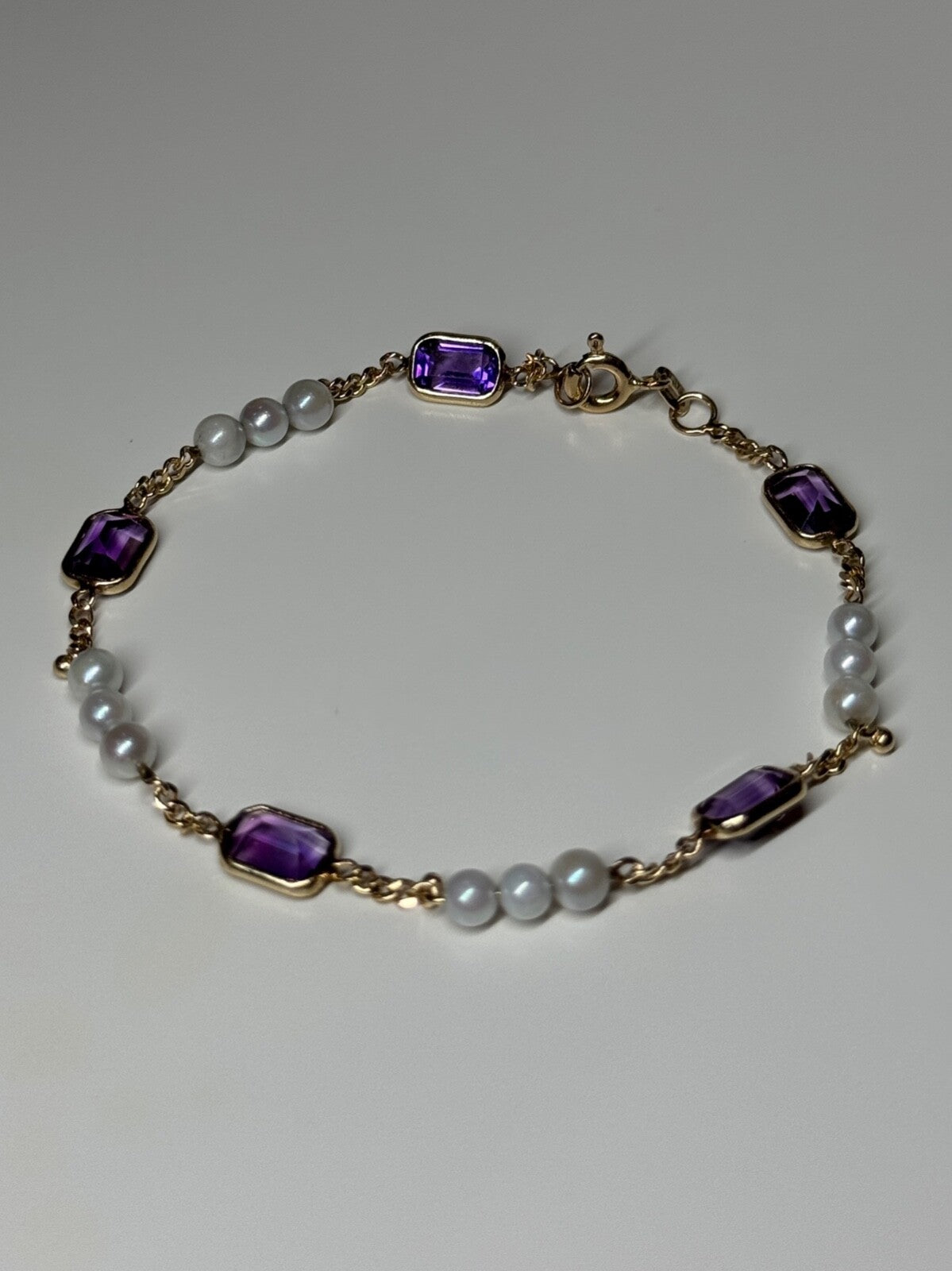 14K Yellow Gold Amethyst & Pearls Bracelet Length 7