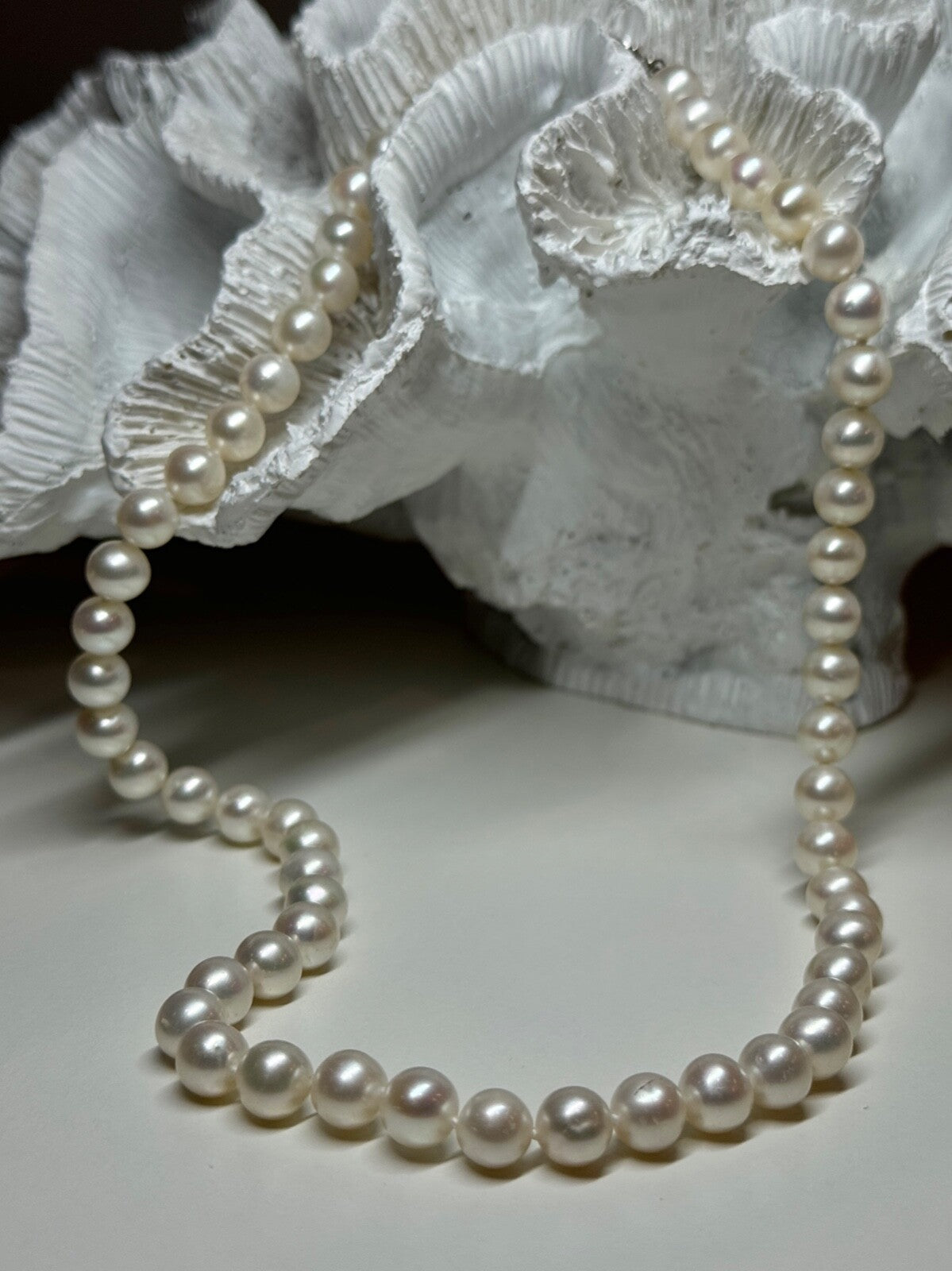 14K White Gold Clasp Fresh Water Pearl Necklace 18 Inch