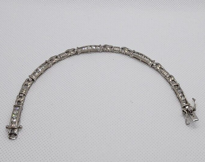 925 Sterling Silver White Quartz Bracelet Size 7.25 IN