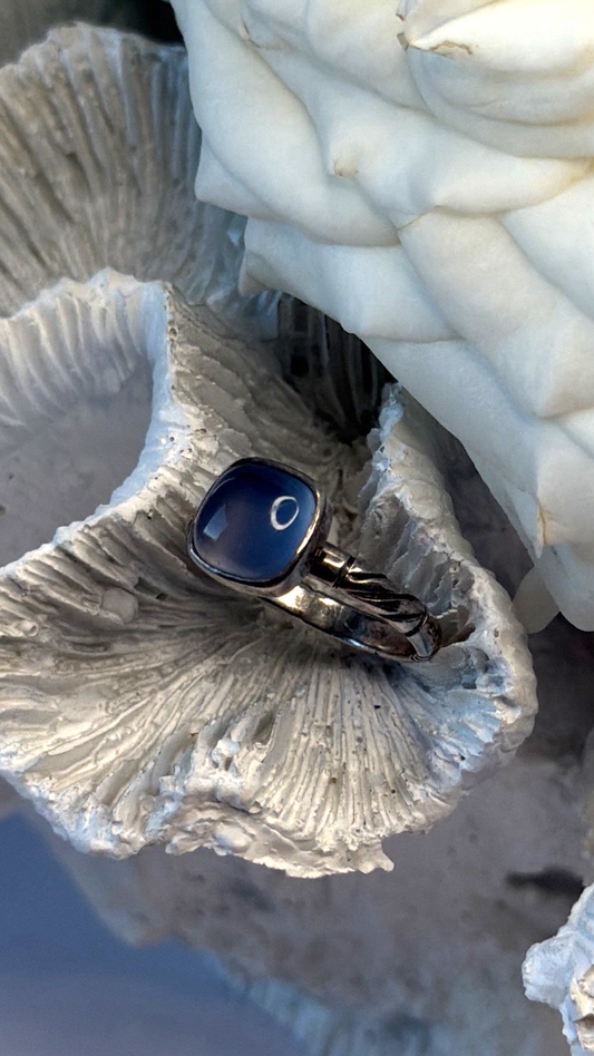 Vintage 925 Sterling Silver Blue Chalcedony Cushion Cut Ring Size 7