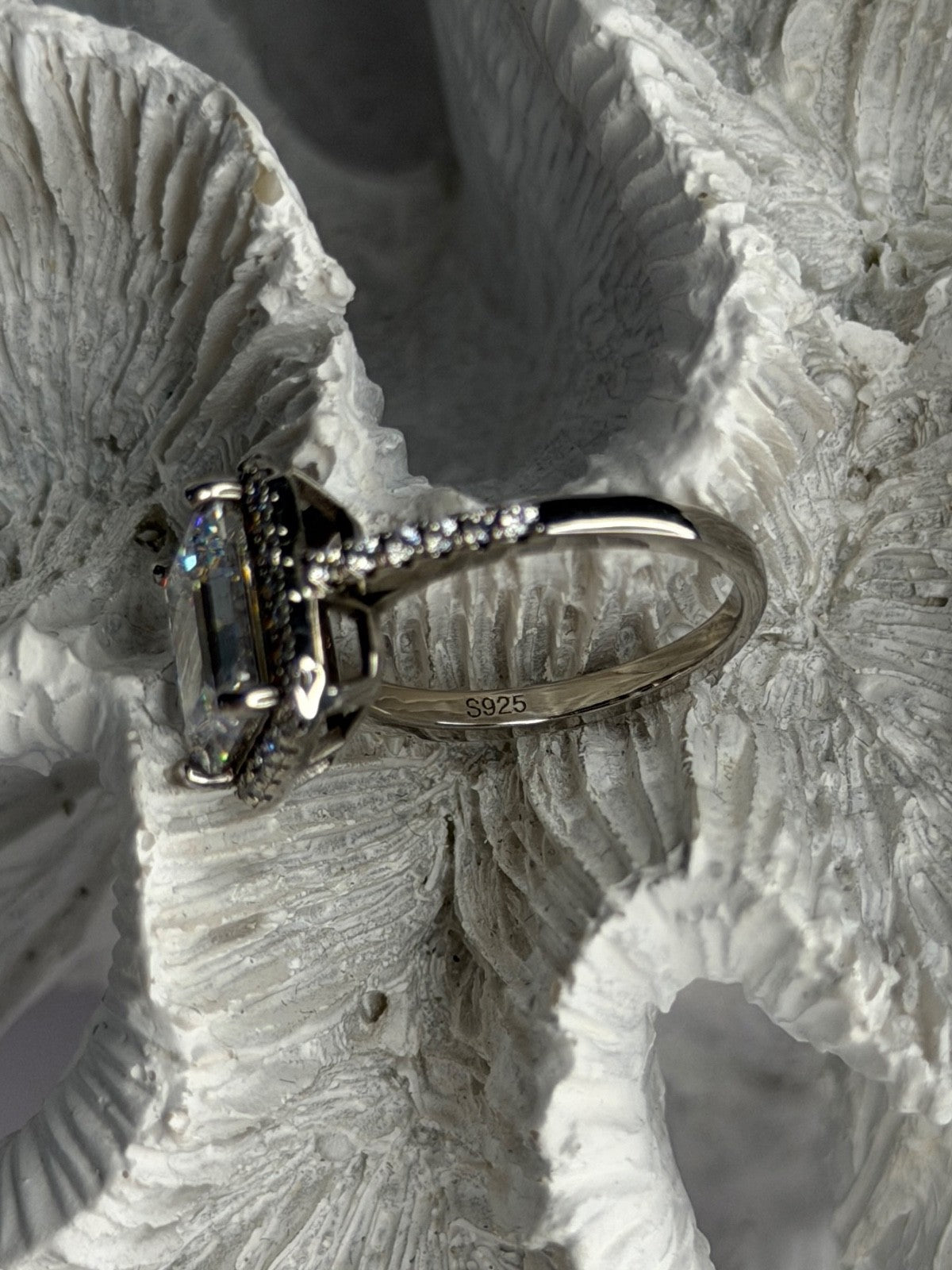 Swarovski 925 Sterling Silver Ring Size 6