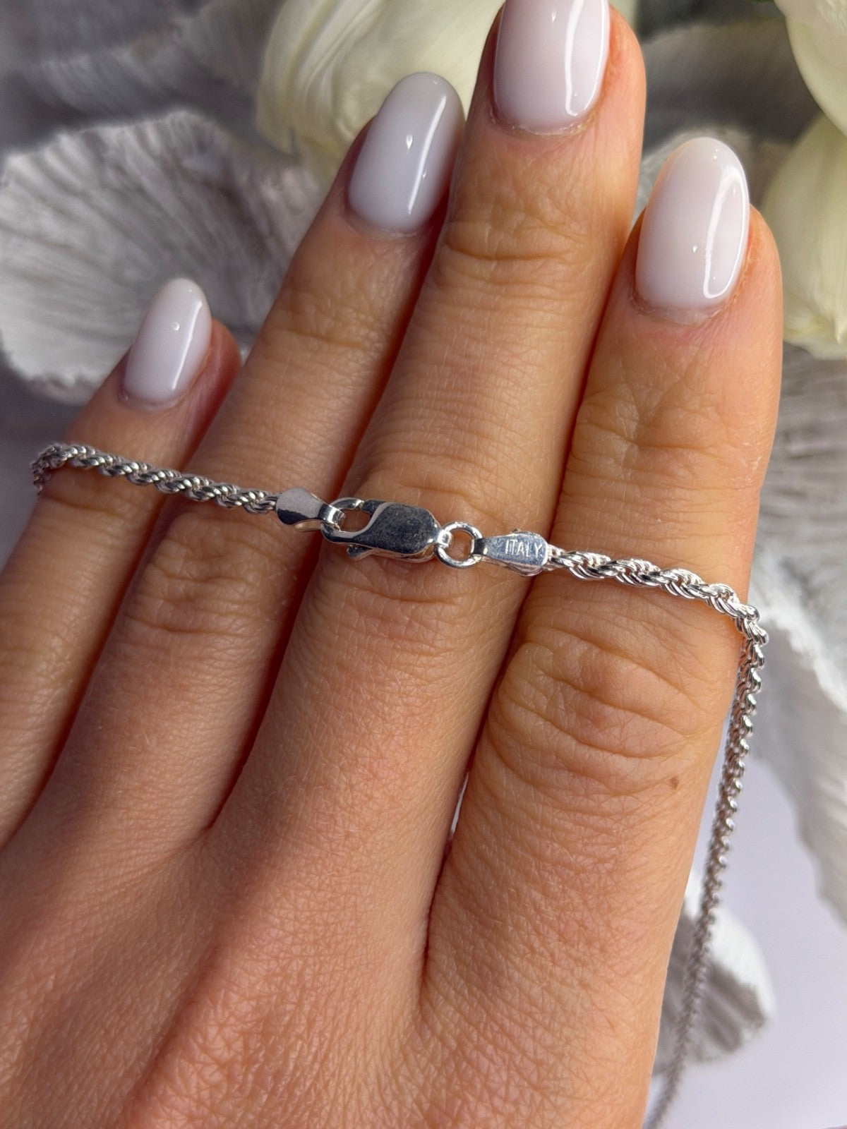 Elegant Italy 925 Sterling Silver Chain Necklace Length 24 in