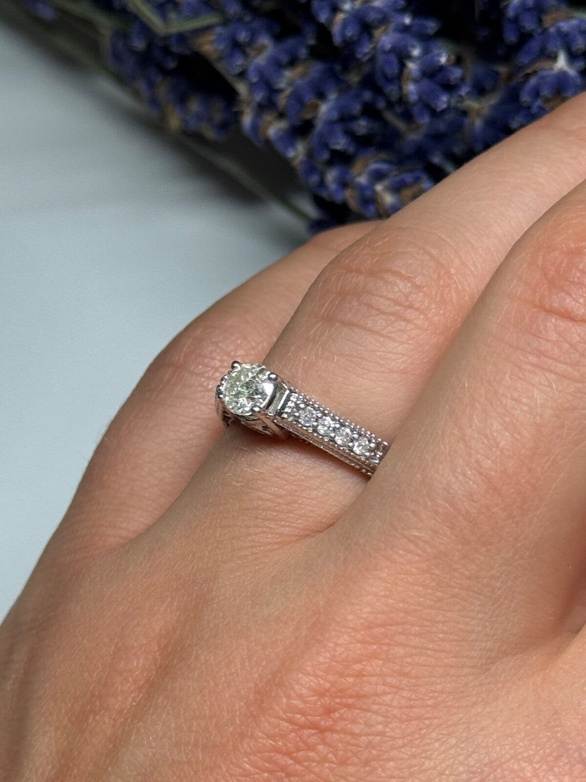 10K White Gold Ring Sapphire Size 6.5