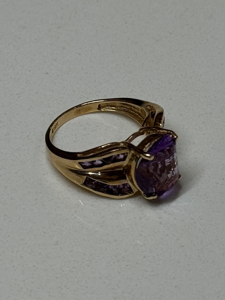 10K Yellow Gold Amethyst Ring Size 7