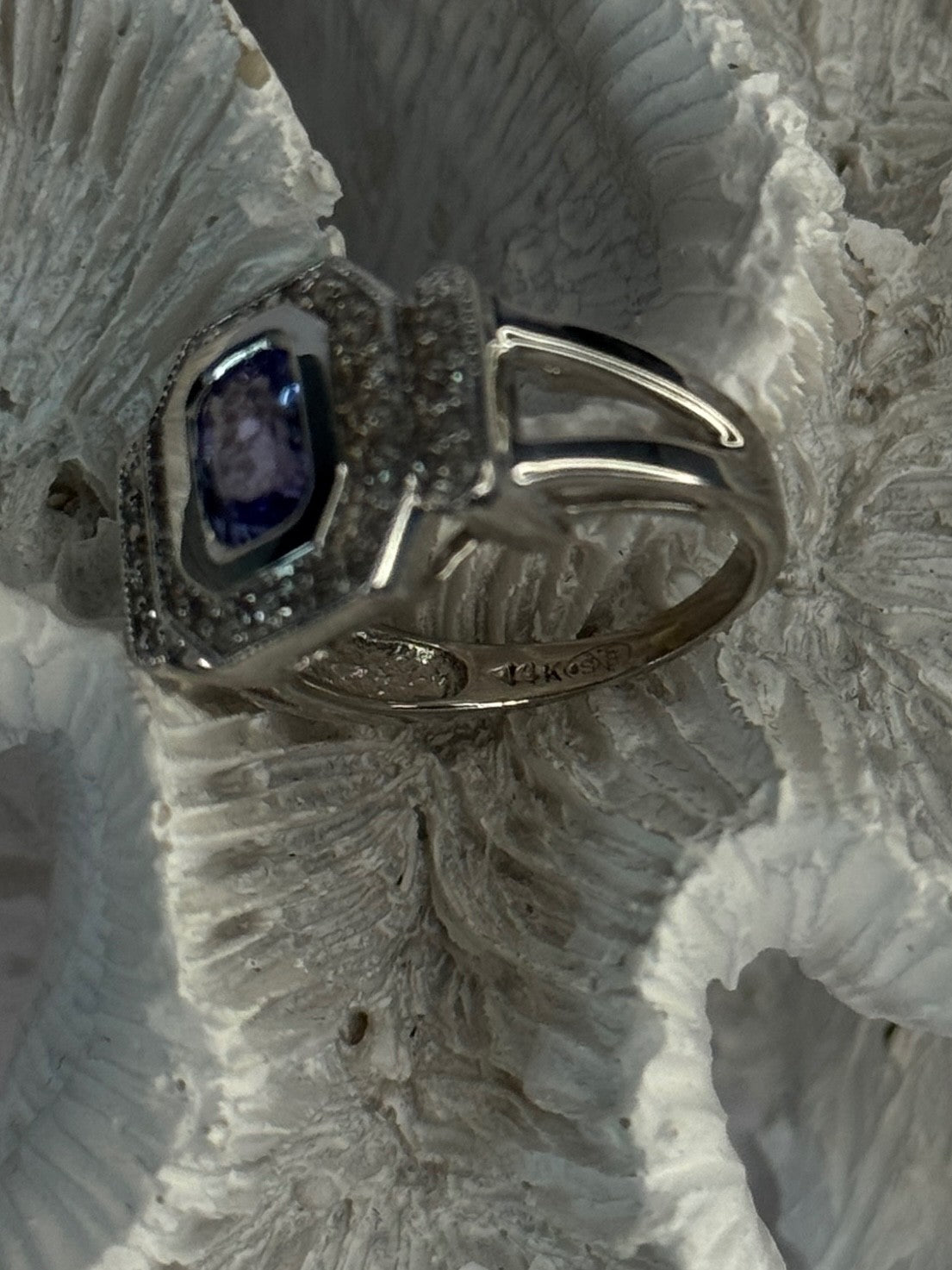 14K White Gold Tanzanite & Diamond Ring Size 6