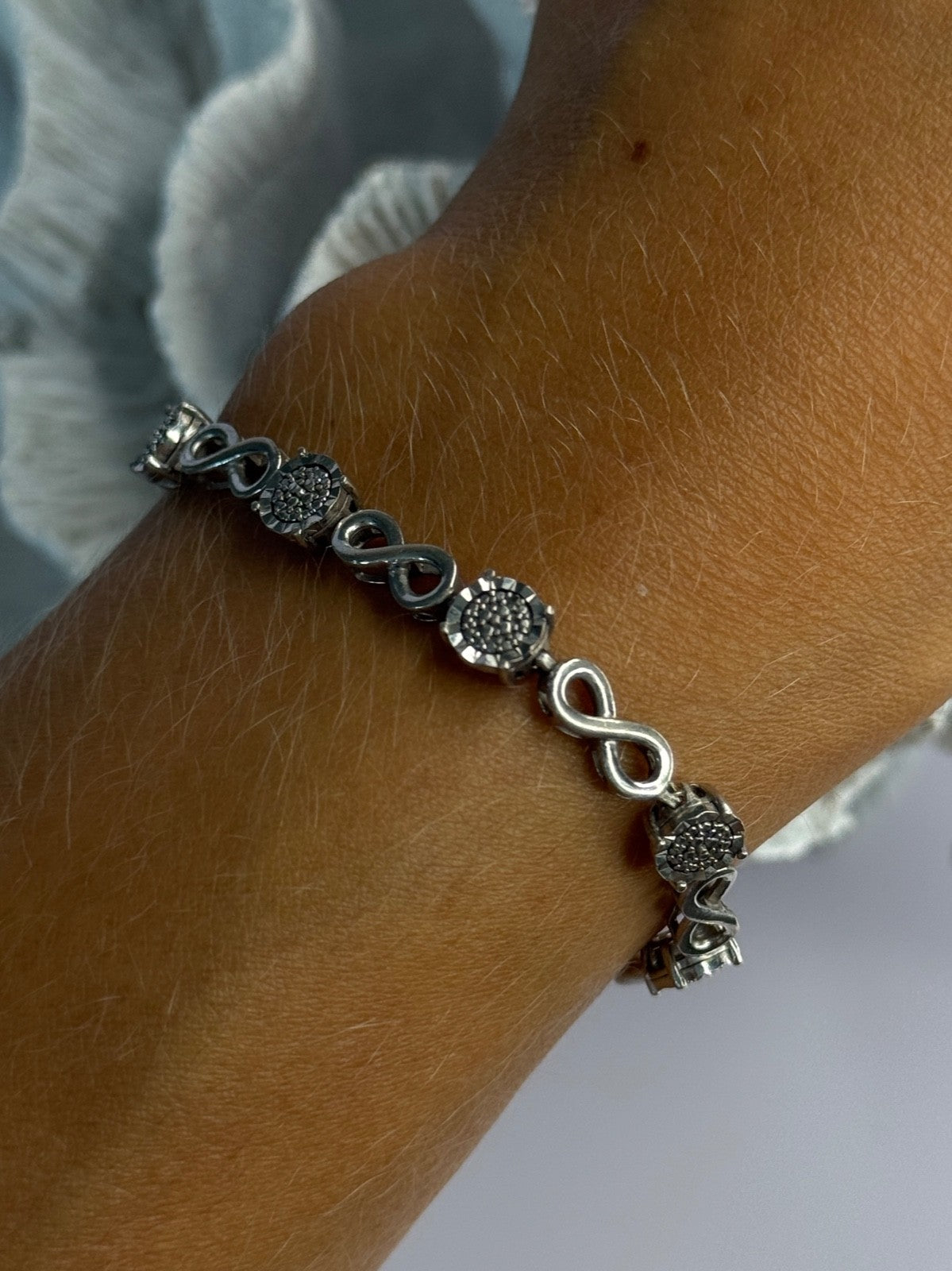 925 Sterling Silver Infinity Heart Bracelet Length 6-8