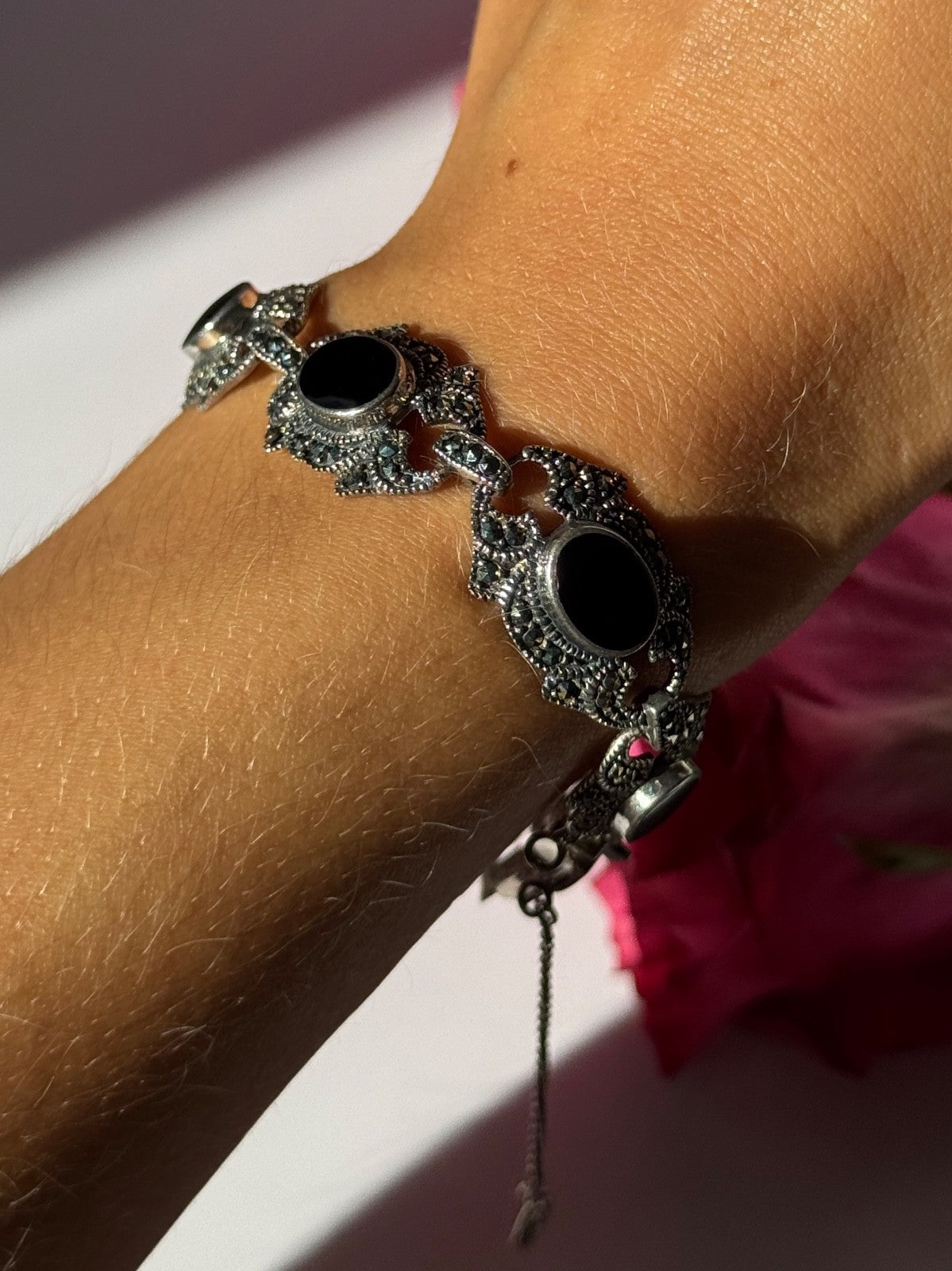 Vintage 925 Sterling Silver Onyx & Marcasite Bracelet 7 Inch