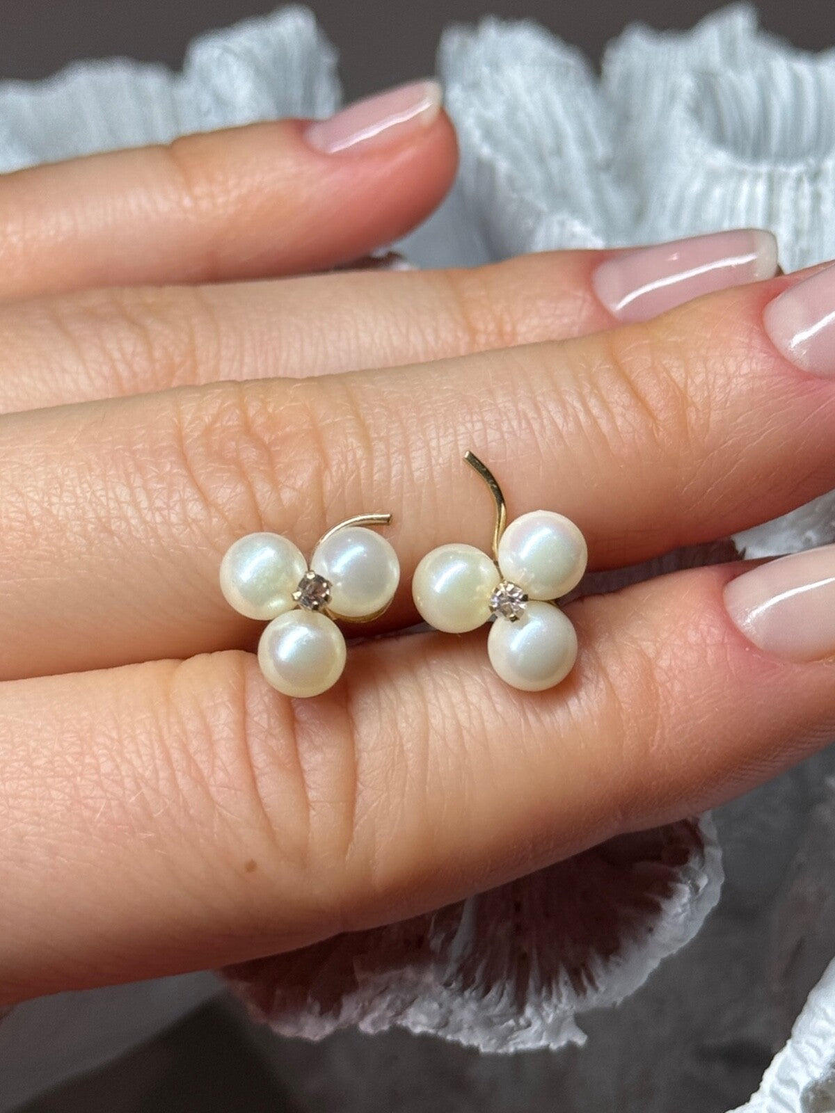 10K Yellow Gold Pearls & Diamonds Earrings Length 0.5 Inch