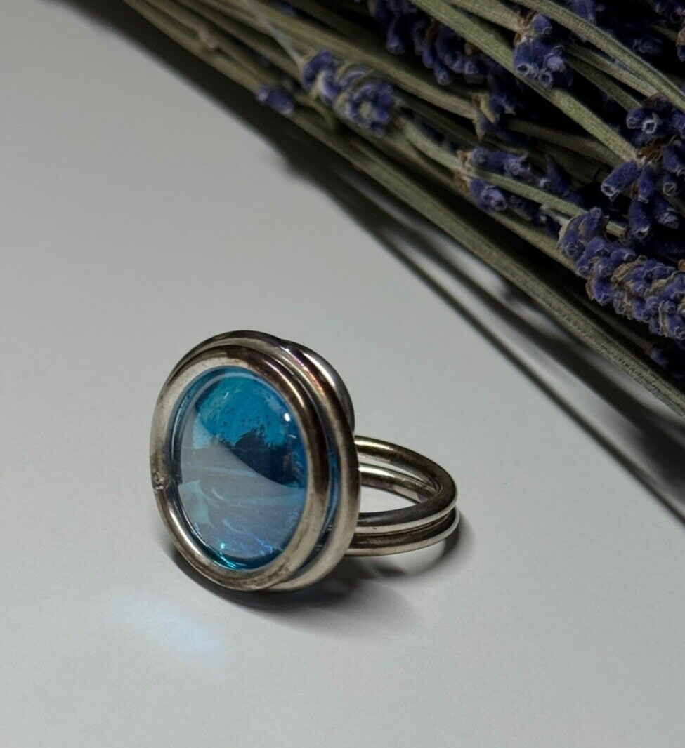 Modern Art Design Blue CZ Ring Size 6
