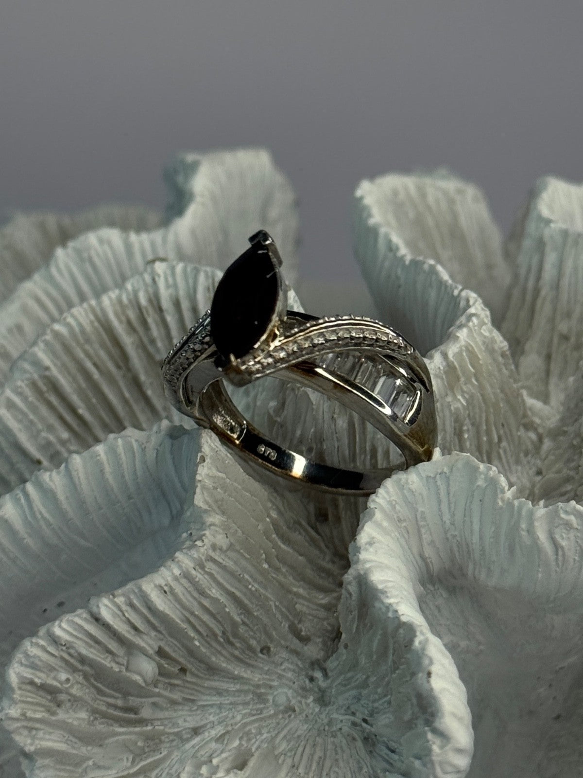 925 Sterling Silver Garnet & Beryl Ring Size 10