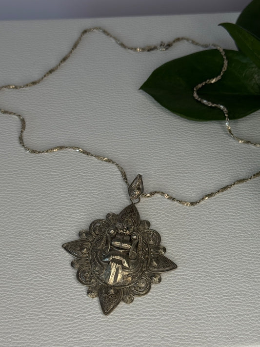 Vintage 925 Sterling Silver Necklace Length 18 Inch