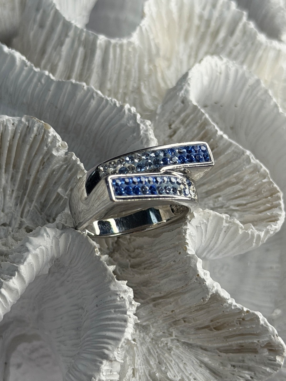 Beautiful 925 Sterling Silver Cz Ring Size 9