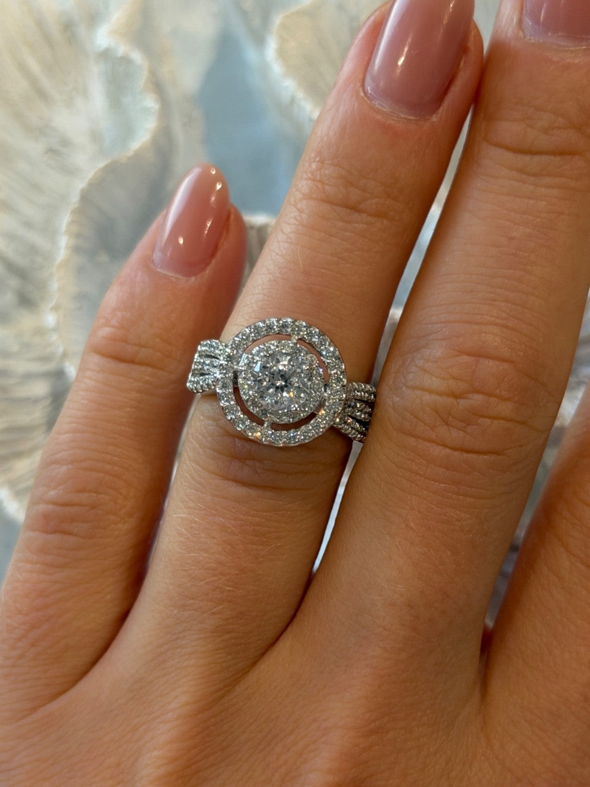 Beautiful 925 Sterling Silver Cz Ring Size 6