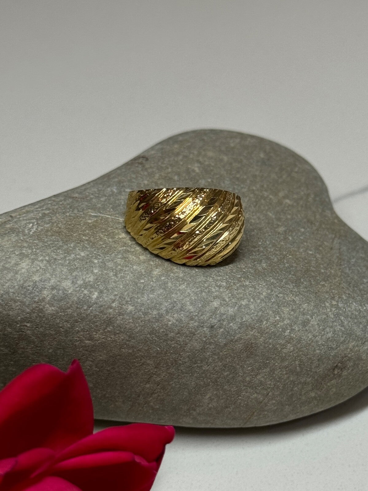 14K Yellow Gold Dream Ring Size 8