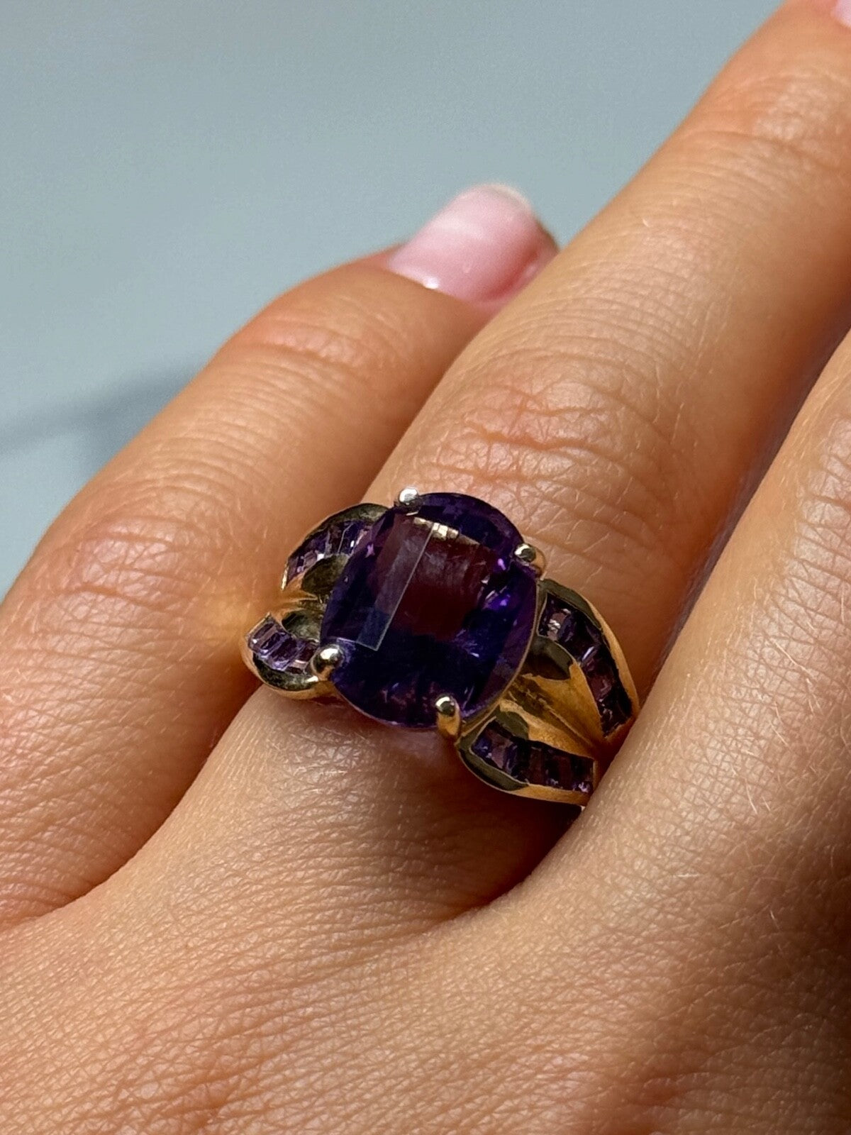 10K Yellow Gold Amethyst Ring Size 7