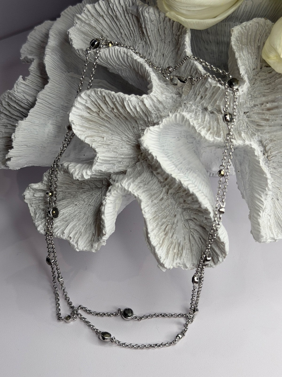 Beautiful 925 Sterling Silver Hematite Necklace Length 32 in