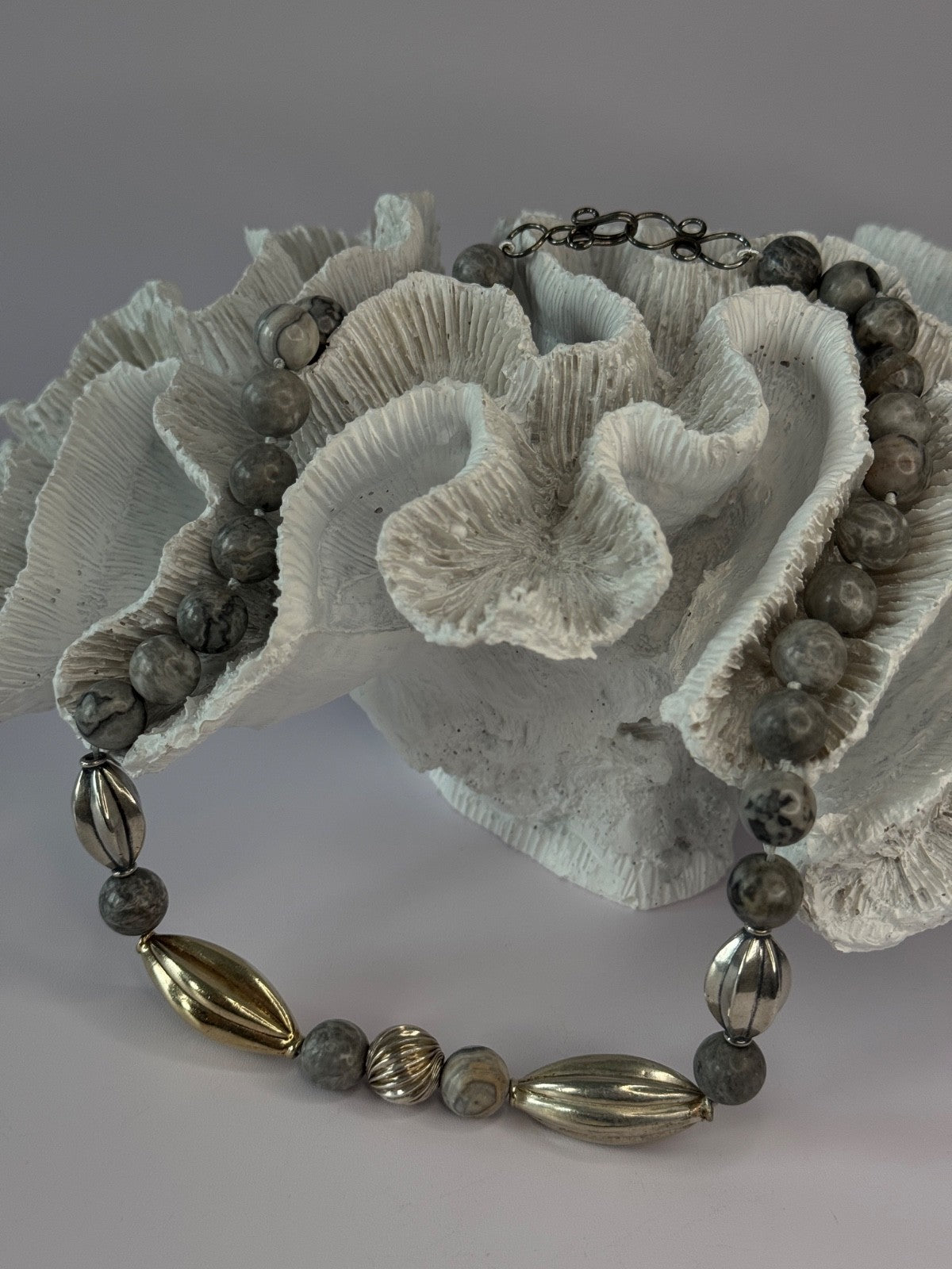 Elegant Design 925 Sterling Silver Jasper Necklace Length 18.5