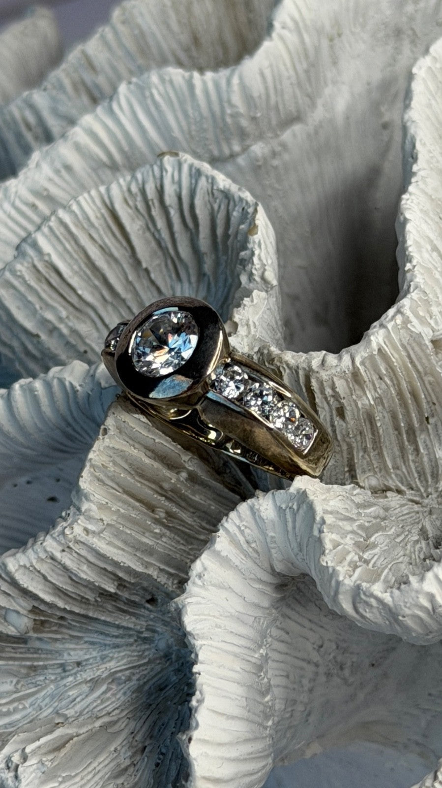 Elegant 925 Sterling Silver Cz Ring Size 8