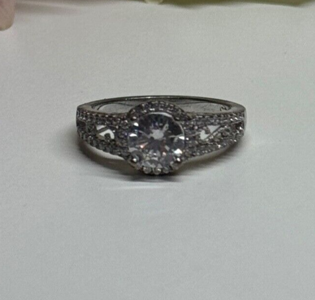 925 Sterling Silver CZ Ring Size 5