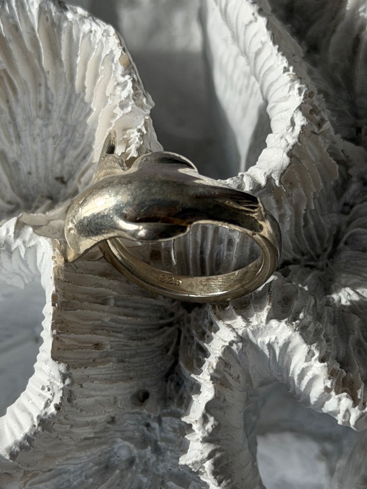 925 Sterling Silver Dolphin Ring Size 6.5