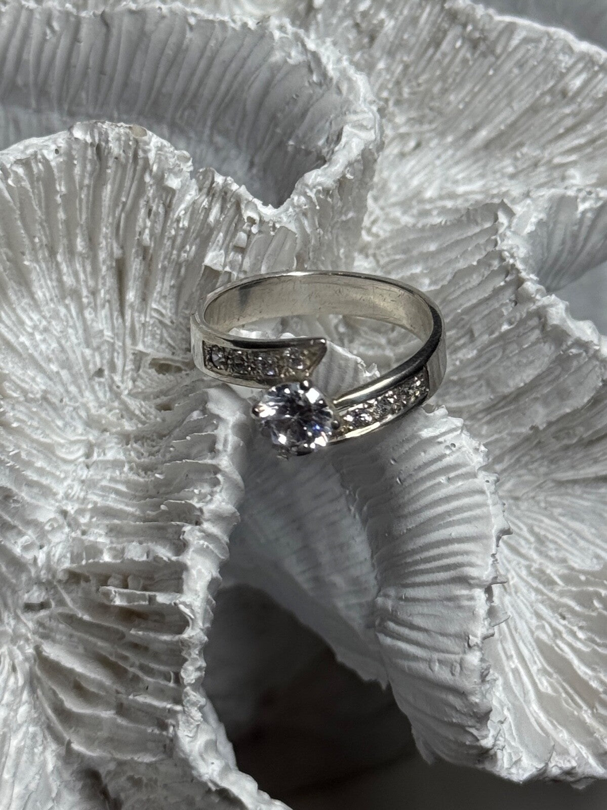 925 Sterling Silver CZ Ring Size 6.5