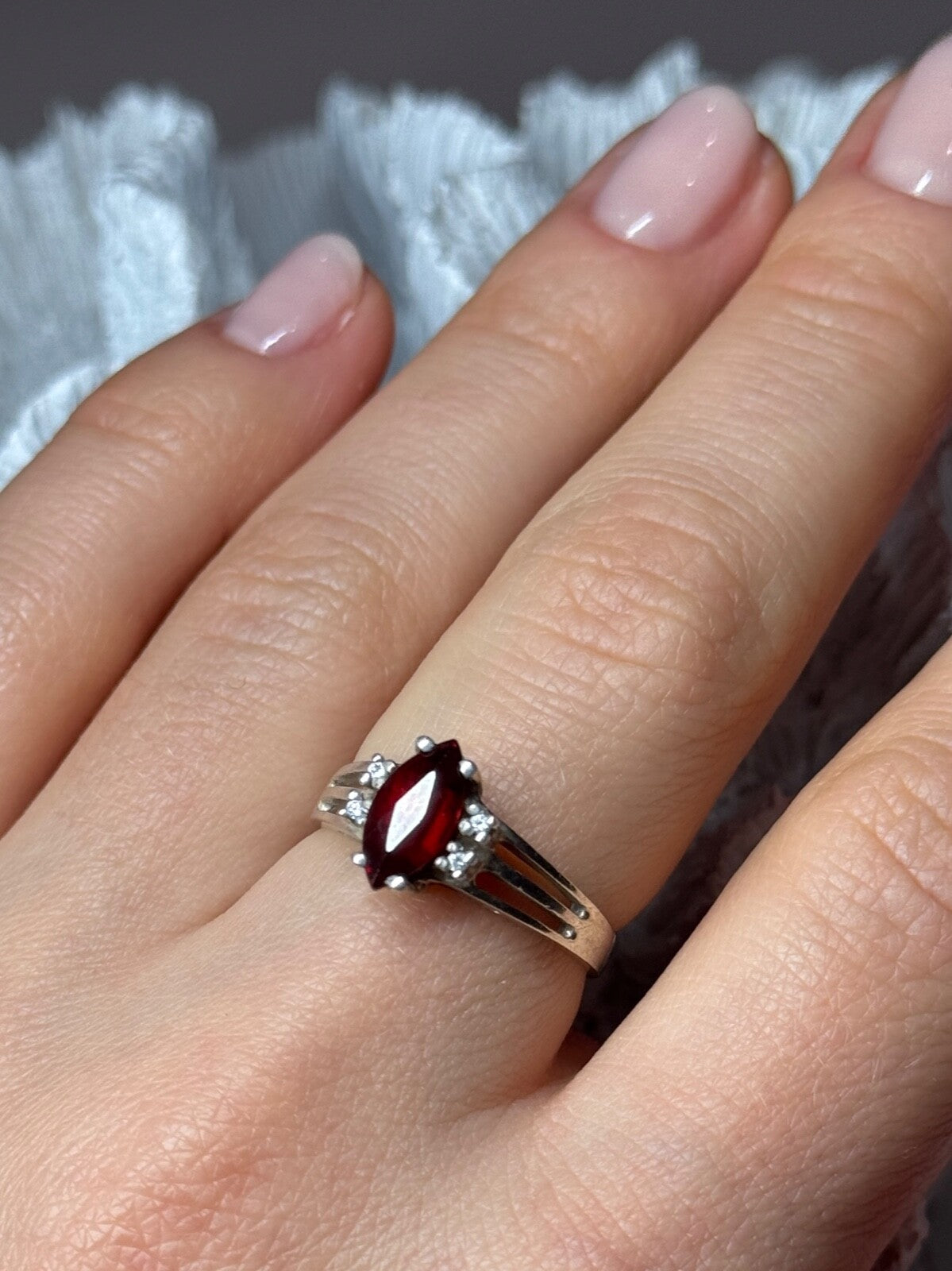 925 Sterling Silver Garnet Ring Size 7
