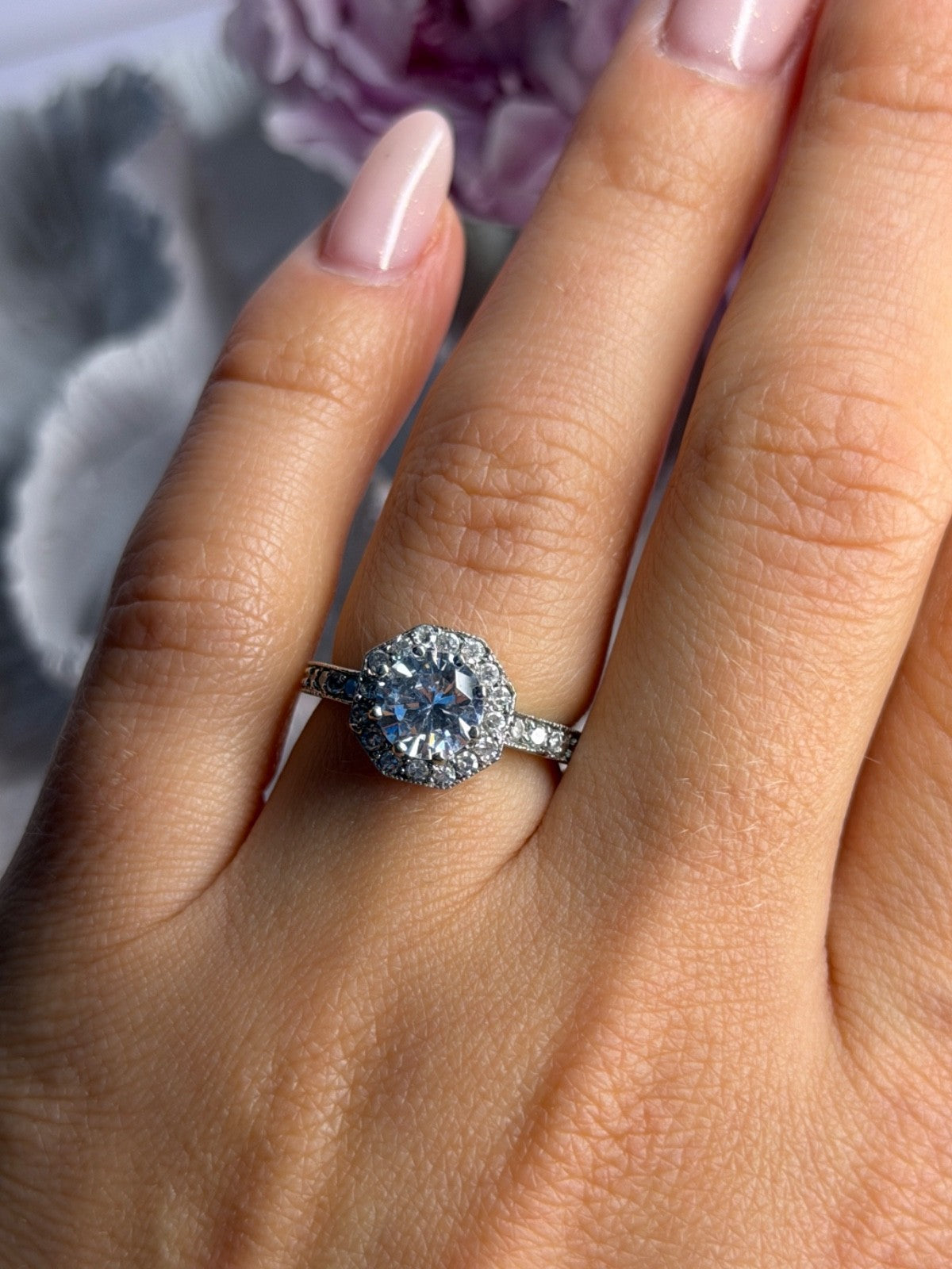 Beautiful 925 Sterling Silver Cz Ring Size 6
